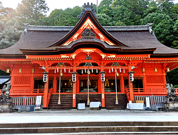 吉備津神社本殿