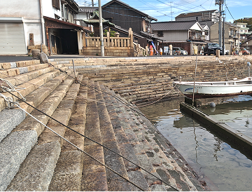 鞆港湾施設（雁木）